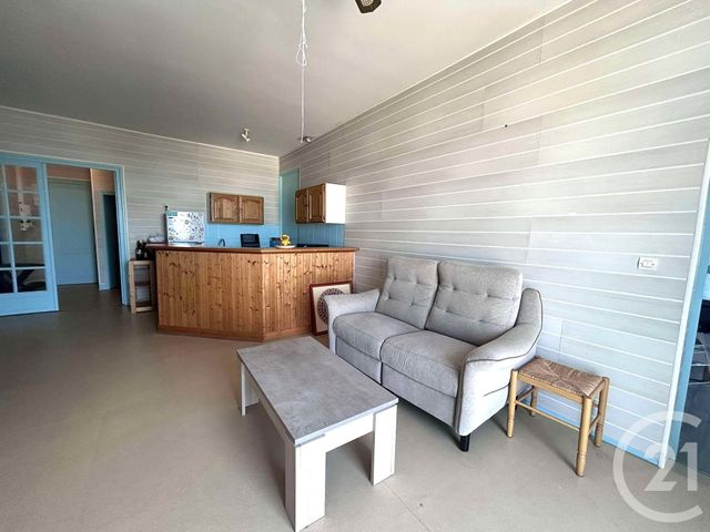 Afficher la photo en grand Appartement F4 à vendre - 5 pièces - 119.23 m2 - SOULAC SUR MER - 33 - AQUITAINE - Century 21 Agence Biran