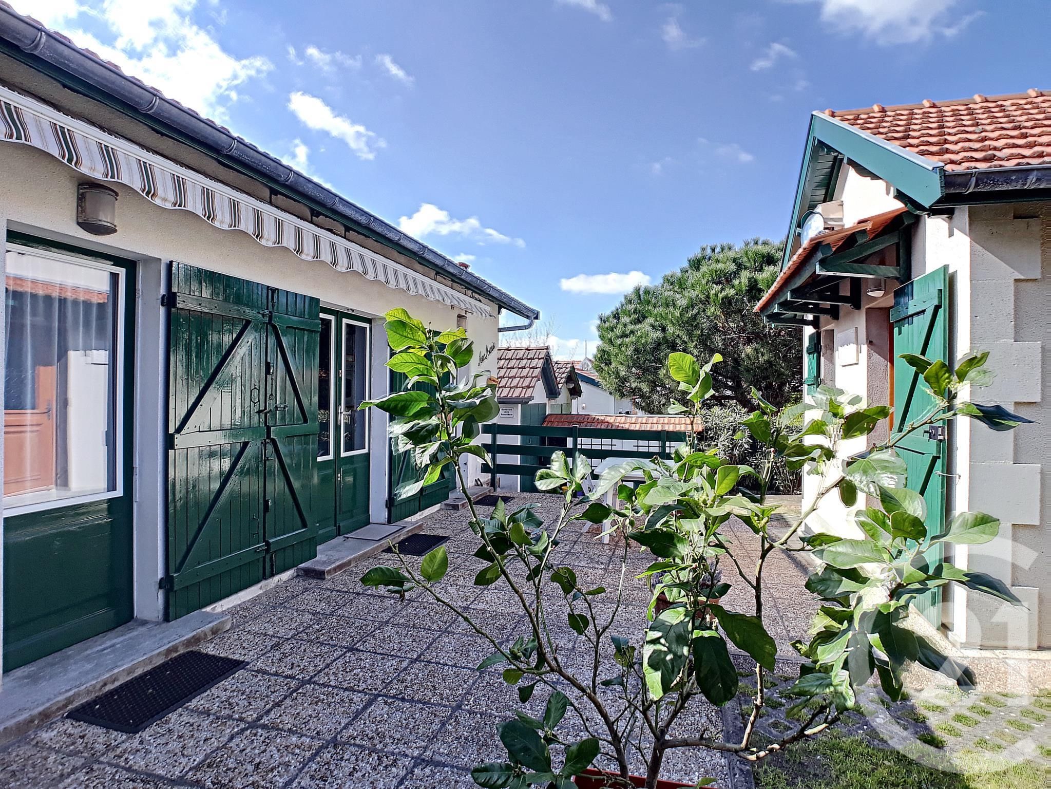 maison à vendre - 2 pièces - 56.1 m2 - SOULAC SUR MER - 33 - Century 21