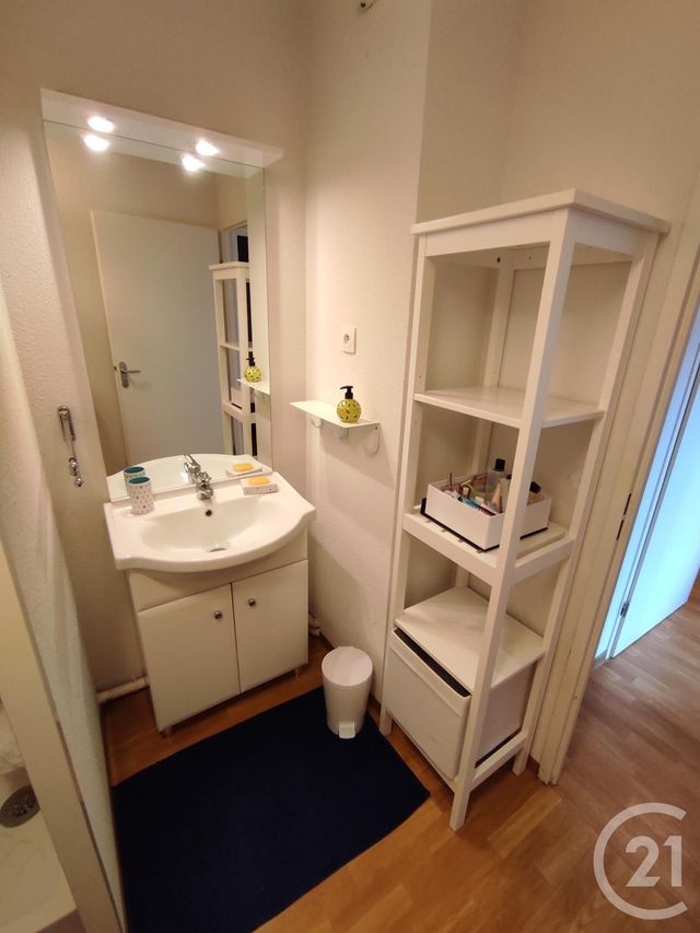 Appartement F3 à vendre - 3 pièces - 58.3 m2 - LE VERDON SUR MER - 33 - AQUITAINE - Century 21 Agence Biran Appartement F3 à vendre - 3 pièces - 58.3 m2 - LE VERDON SUR MER - 33 - AQUITAINE - Century 21 Agence Biran