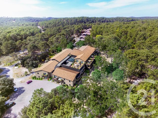 Appartement T3 à vendre - 3 pièces - 84.21 m2 - CARCANS - 33 - AQUITAINE - Century 21 Agence Biran Appartement T3 à vendre - 3 pièces - 84.21 m2 - CARCANS - 33 - AQUITAINE - Century 21 Agence Biran