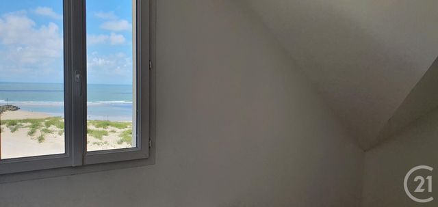 Afficher la photo en grand Appartement Duplex à vendre - 3 pièces - 58.0 m2 - SOULAC SUR MER - 33 - AQUITAINE - Century 21 Agence Biran