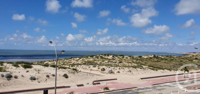 Afficher la photo en grand Appartement Duplex à vendre - 3 pièces - 58.0 m2 - SOULAC SUR MER - 33 - AQUITAINE - Century 21 Agence Biran