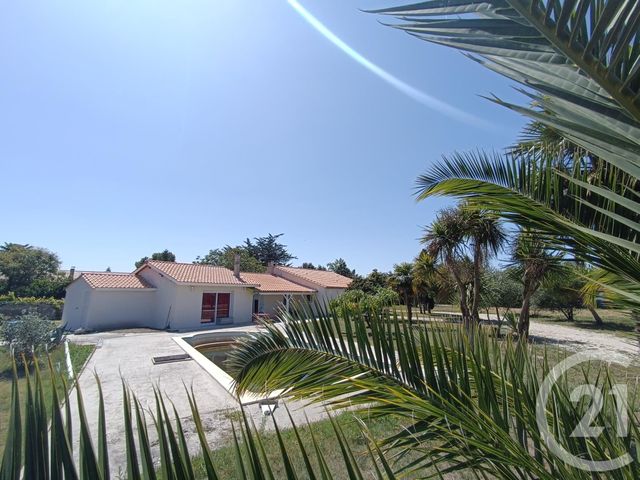 maison à vendre - 5 pièces - 150.67 m2 - JAU DIGNAC ET LOIRAC - 33 - AQUITAINE - Century 21 Agence Biran