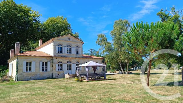 maison à vendre - 7 pièces - 253.7 m2 - ST VIVIEN DE MEDOC - 33 - AQUITAINE - Century 21 Agence Biran