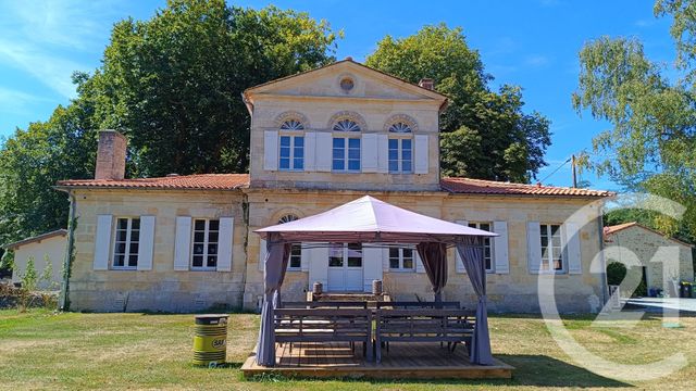 maison à vendre - 7 pièces - 253.7 m2 - ST VIVIEN DE MEDOC - 33 - AQUITAINE - Century 21 Agence Biran
