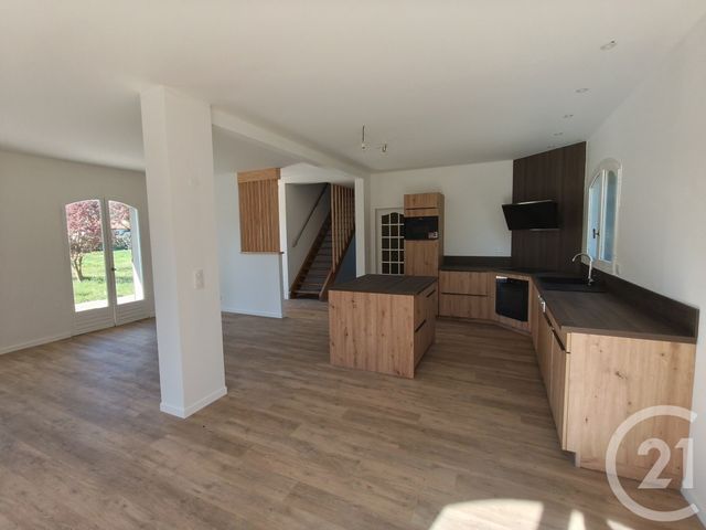 maison à vendre - 5 pièces - 201.39 m2 - TALAIS - 33 - AQUITAINE - Century 21 Agence Biran