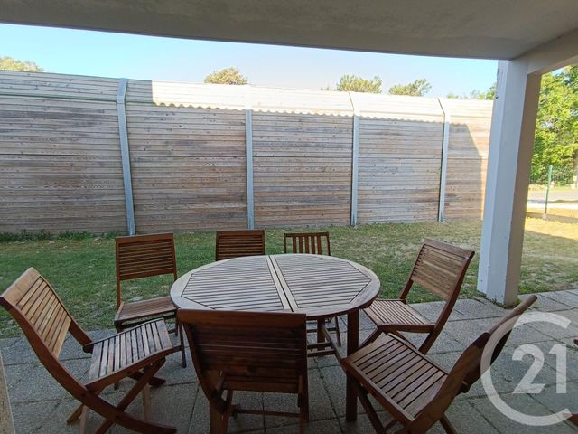Appartement T3 à vendre - 4 pièces - 44.51 m2 - SOULAC SUR MER - 33 - AQUITAINE - Century 21 Agence Biran