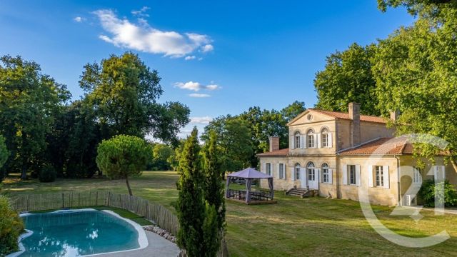 maison à vendre - 7 pièces - 253.7 m2 - ST VIVIEN DE MEDOC - 33 - AQUITAINE - Century 21 Agence Biran