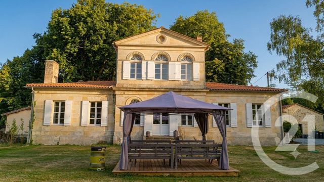 maison à vendre - 7 pièces - 253.7 m2 - ST VIVIEN DE MEDOC - 33 - AQUITAINE - Century 21 Agence Biran