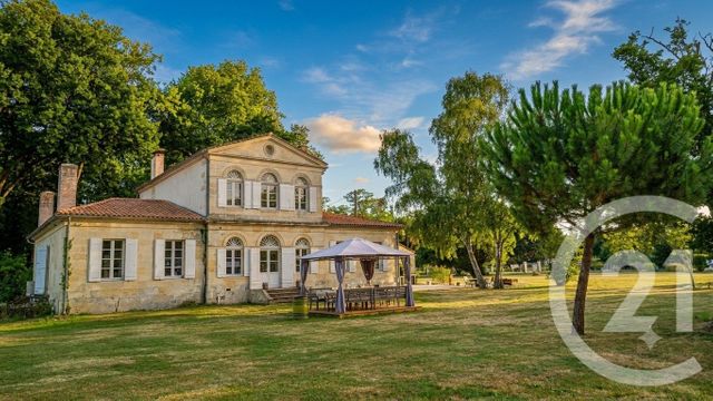 maison à vendre - 7 pièces - 253.7 m2 - ST VIVIEN DE MEDOC - 33 - AQUITAINE - Century 21 Agence Biran